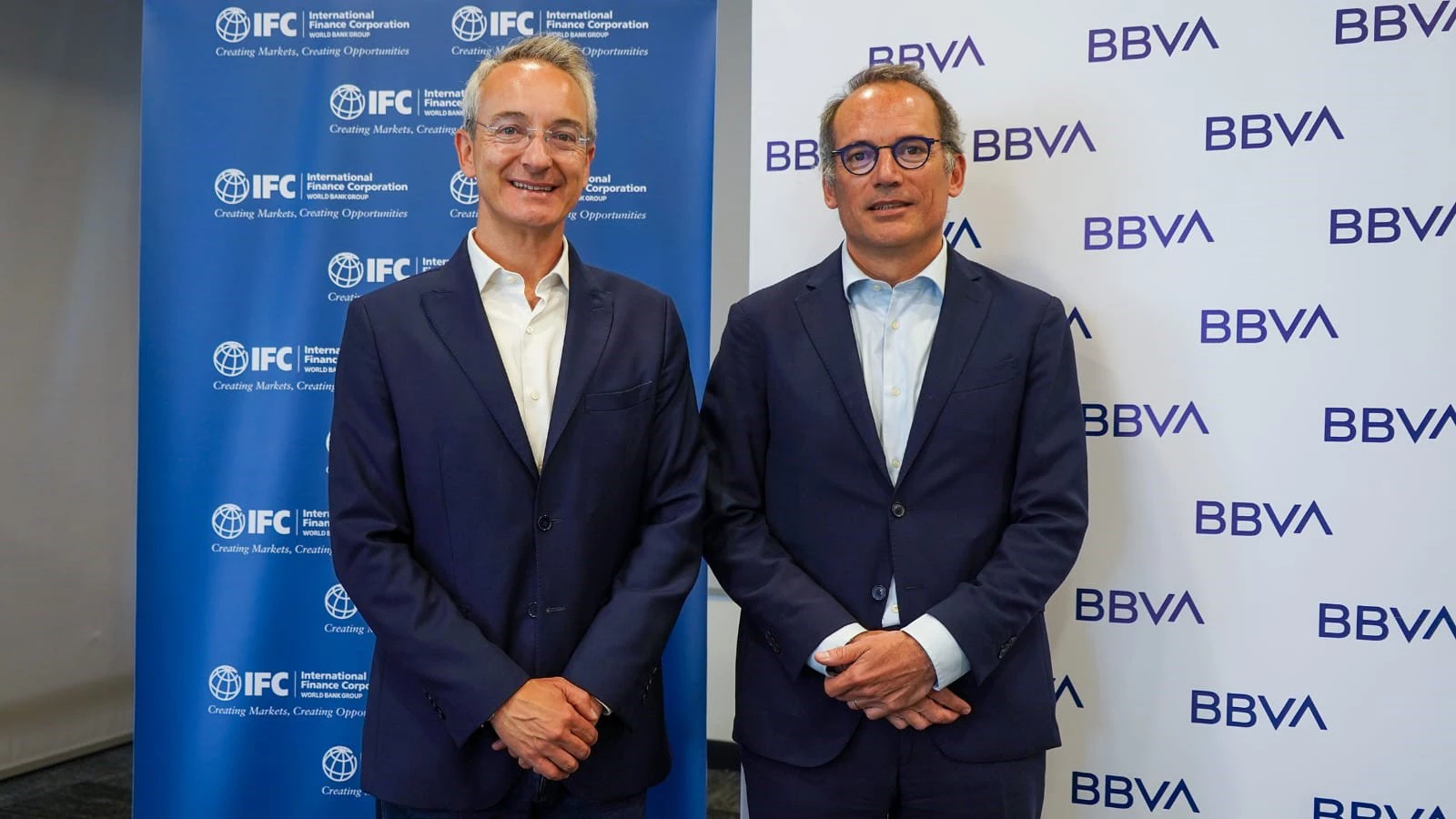 biodiversity bond signing